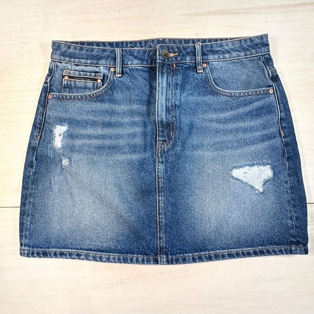 Calvin Klein Denim‎ Mini Skirt Sz 33 Jean Distressed